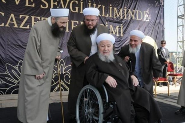 Foto - İsmailağa cemaatine gelen CHP'li isim kimi görünce sessizce oradan ayrıldı? O kişi bakın kimmiş