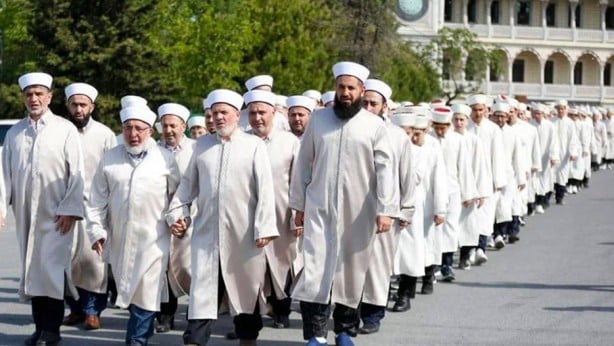 Foto - İsmailağa cemaatine gelen CHP'li isim kimi görünce sessizce oradan ayrıldı? O kişi bakın kimmiş