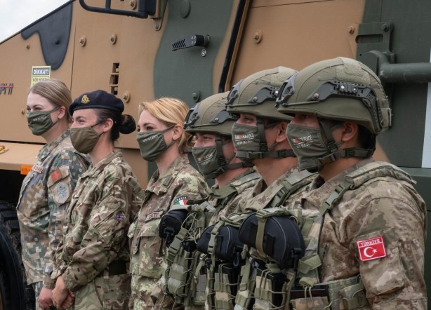 Foto - İspanya flaş gelişmeyi dünyaya duyurdu! Türkiye'deki Patriot'u aktif ettik, Türk savaş uçakları havalandı