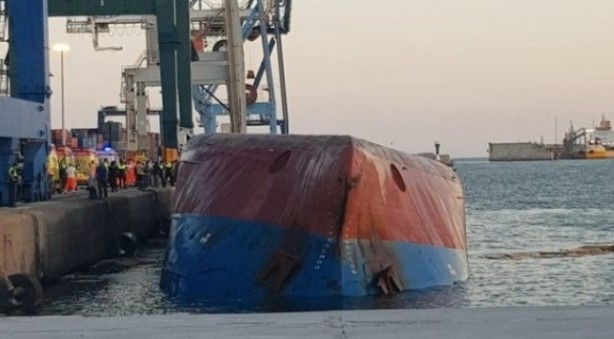 İspanya'da Türk gemisi battı!