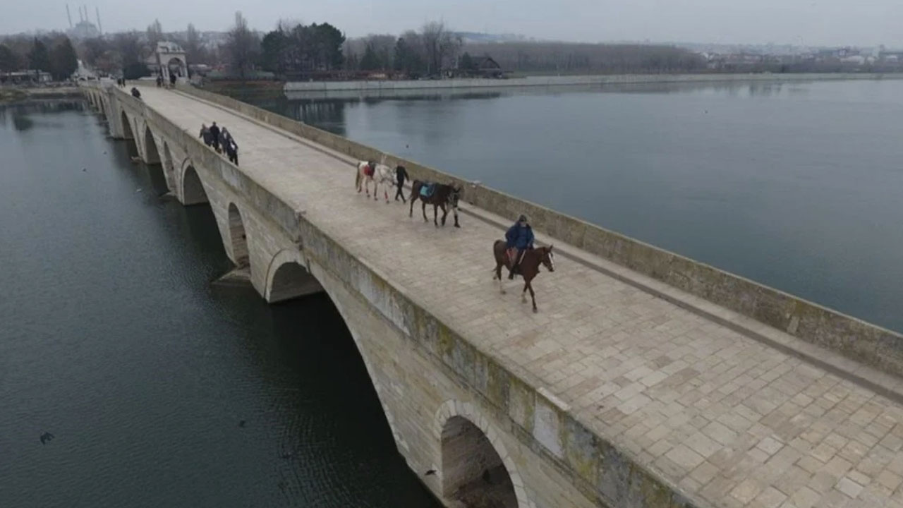 Foto - İspanya’dan at sırtında Hacca geldiler