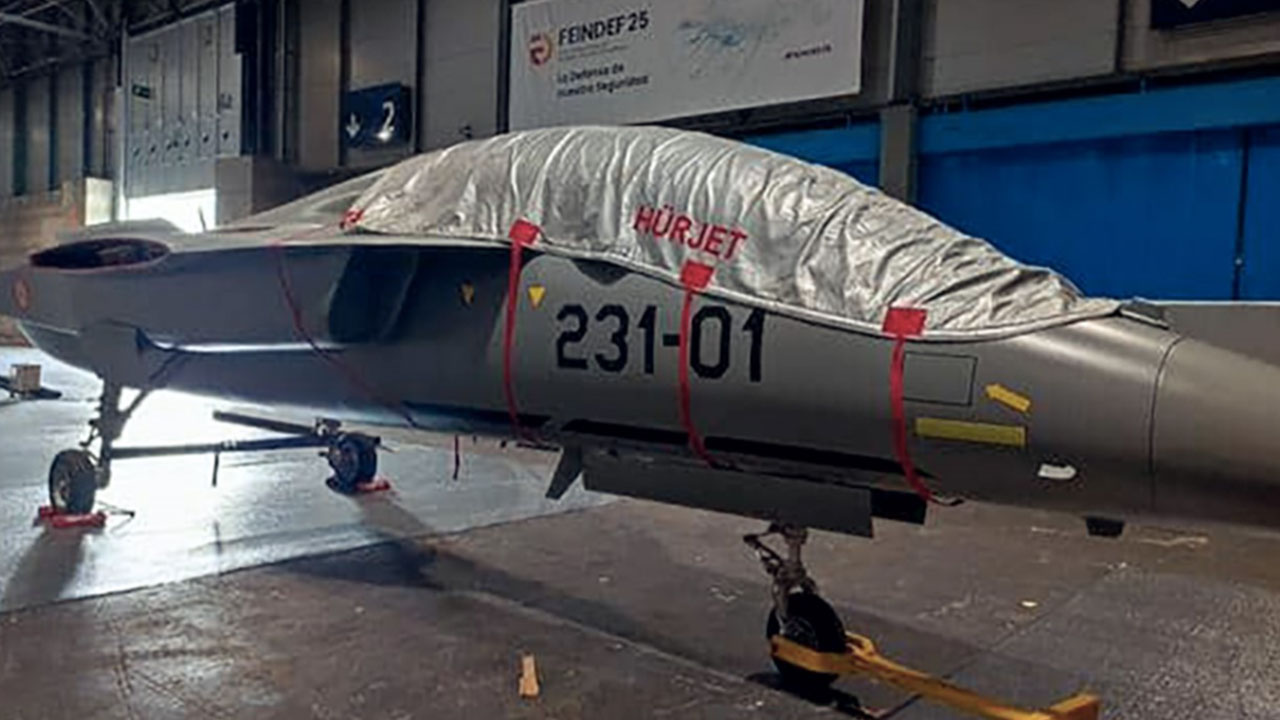 Foto - İspanya'dan 'facia' yorumu yapılan Türk Hürjet'le ilgili olay karar! Uçağın altını '231-01' kodlarıyla boyamışlar