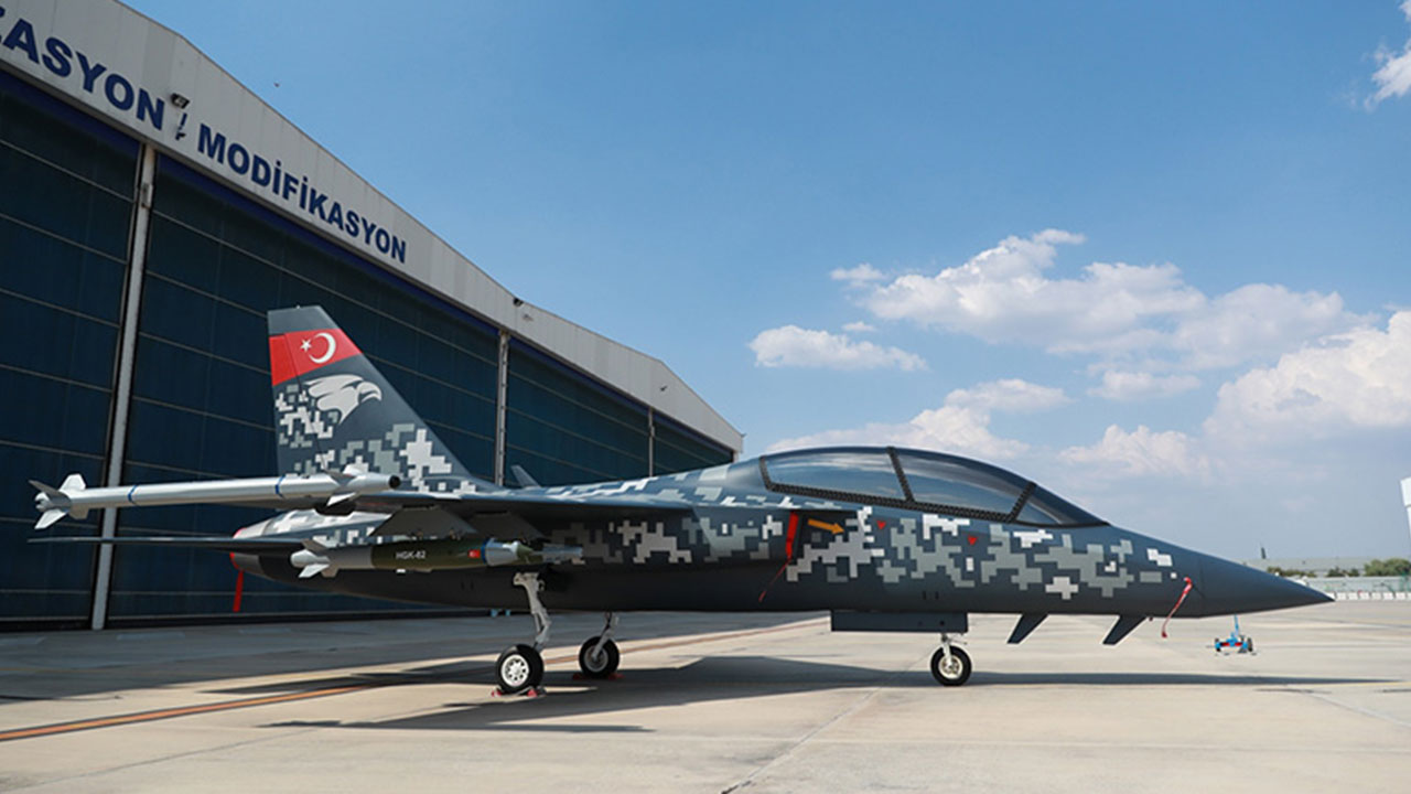 Foto - İspanya'dan 'facia' yorumu yapılan Türk Hürjet'le ilgili olay karar! Uçağın altını '231-01' kodlarıyla boyamışlar