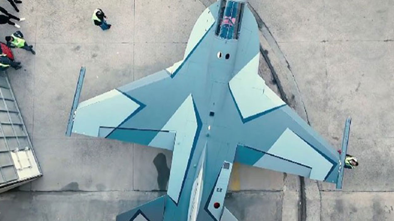 Foto - İspanya'dan 'facia' yorumu yapılan Türk Hürjet'le ilgili olay karar! Uçağın altını '231-01' kodlarıyla boyamışlar