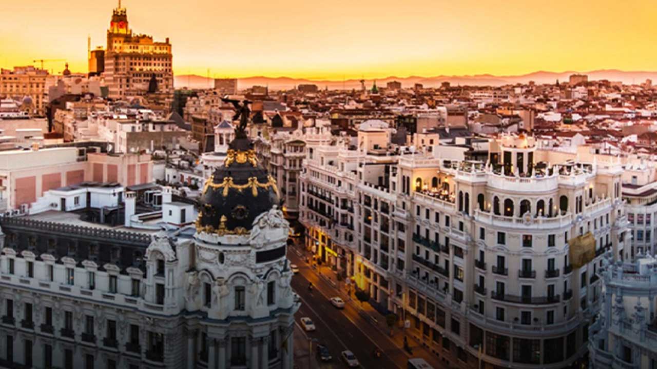 Foto - İspanya'nın zammı Türkiye'yi tamamen etkileyebilir! On binlerce konutu almaya gelmeleri an meselesi