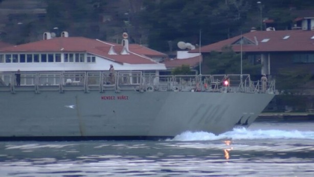 İspanya'ya ait ikinci savaş gemisi Boğaz'dan geçip Karadeniz'e açıldı