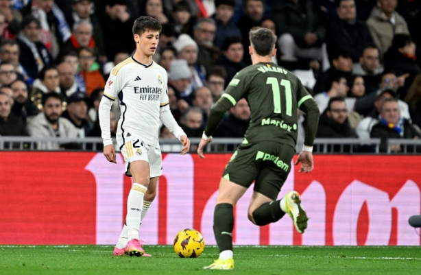 Foto - İspanyol basını Arda Güler'i öve öve bitiremedi