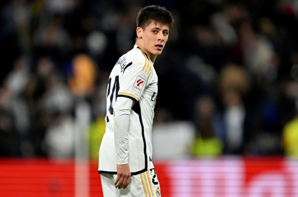 Foto - İspanyol basını Arda Güler'i öve öve bitiremedi