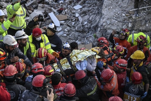 Foto - İspanyol ismin İstanbul depremine ilişkin verdiği örnek korkuttu