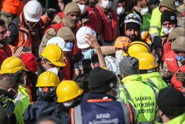 Foto - İspanyol ismin İstanbul depremine ilişkin verdiği örnek korkuttu