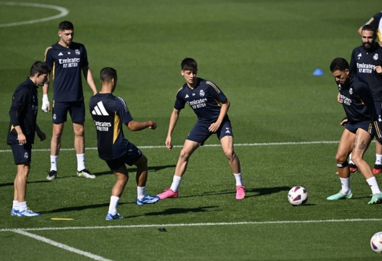 Foto - İspanyollar çıldırdı! Türk yıldızı için geri sayım başladı: Ülkede yer yerinden oynayacak...