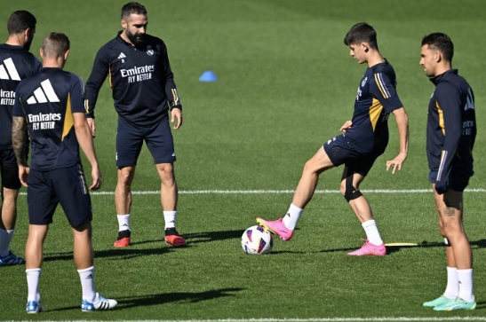 Foto - İspanyollar çıldırdı! Türk yıldızı için geri sayım başladı: Ülkede yer yerinden oynayacak...