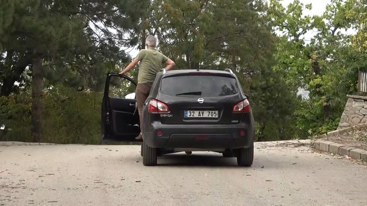 Foto - Isparta’da ilginç bir durum! Araçlar kendi kendine yokuş yukarı çıkıyor!