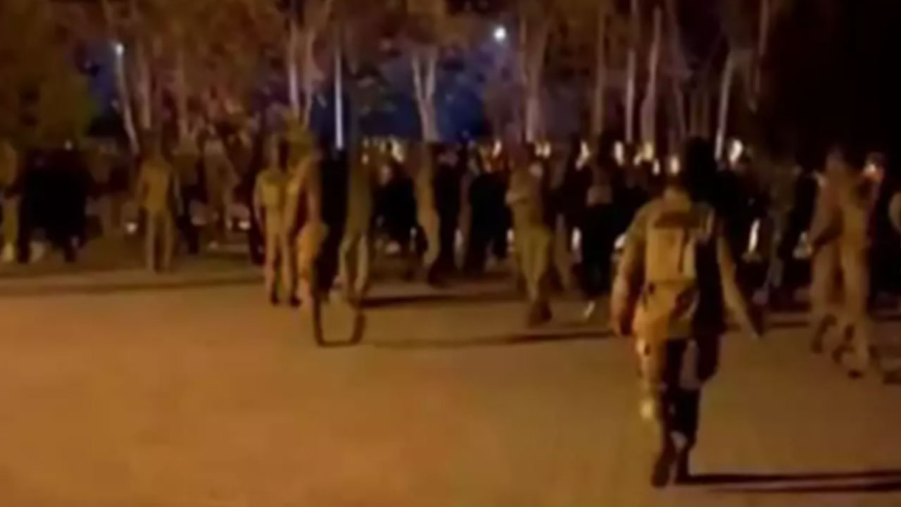 Isparta'da Somalili asker hareketliliği! Çok büyük olaylar çıktı, 24 asker yaralı