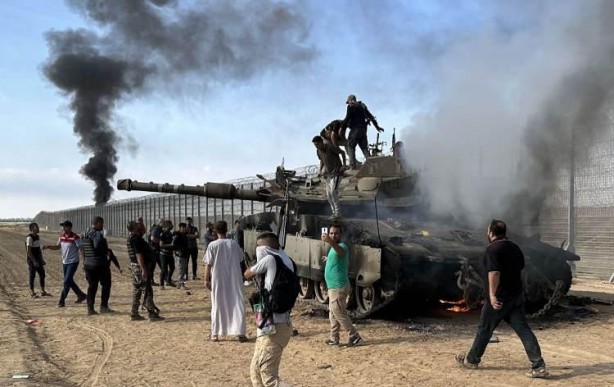 Foto - İsrail 'Aksa Tufanı' operasyonunu neden tespit edemedi? Dünya Huawei telefonları konuşuyor