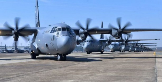 Foto - İsrail-Filistin savaşı devam ederken Türkiye'ye karşı flaş hamle! Bir uçak dolusu askerle geldiler