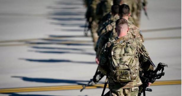 Foto - İsrail-Filistin savaşı devam ederken Türkiye'ye karşı flaş hamle! Bir uçak dolusu askerle geldiler