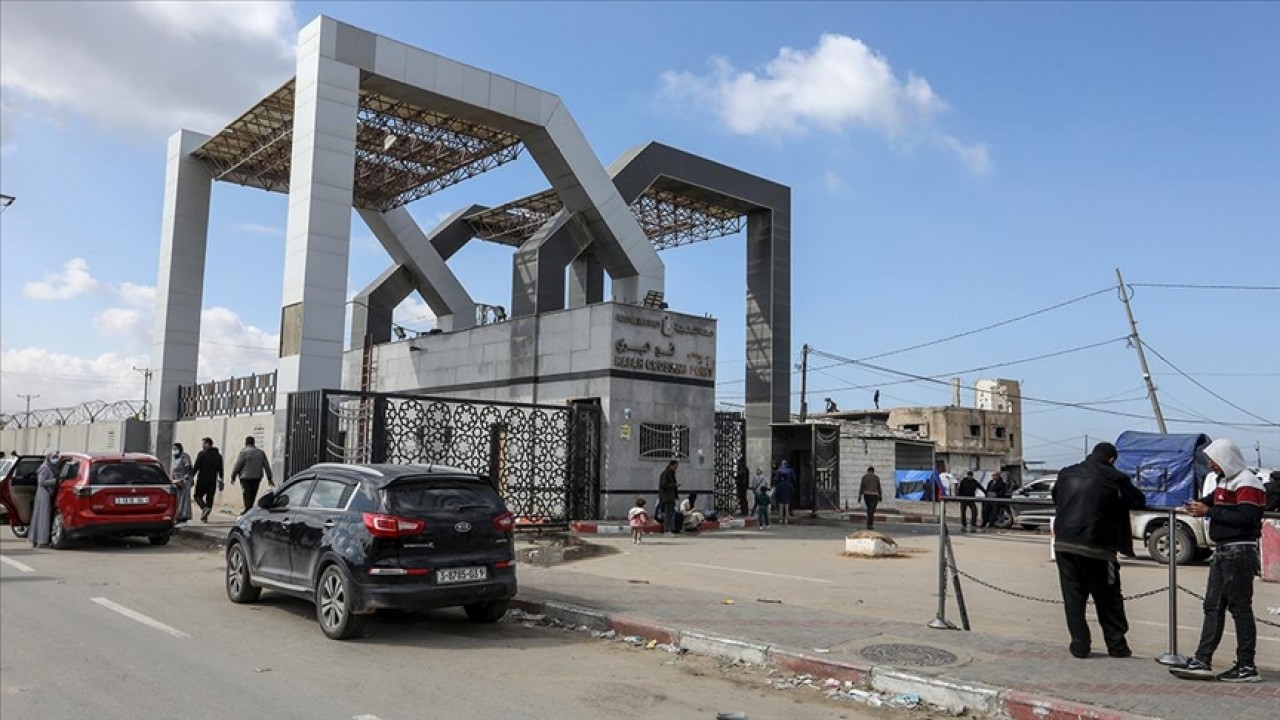 İsrail ‘hain’ arayışında! Siyonistlerden Gazze'ye geçenlere alçak teklif