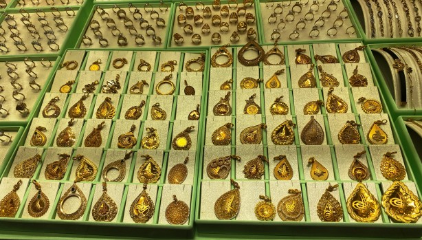 Foto - 'İsrail-Hamas çatışması sonrası altın ne olur?' diye soruldu! Bu tahmin sonrası herkes kuyumcuya koşacak