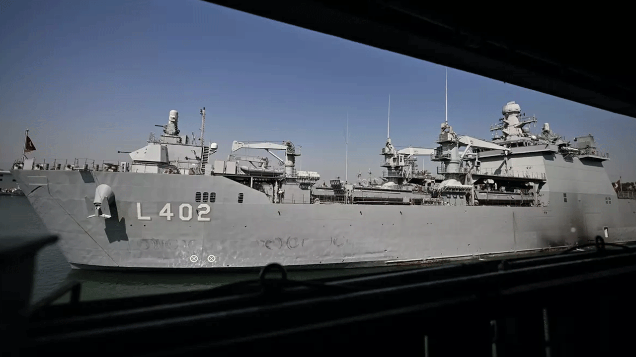 Foto - İsrail kılını kıpırdatamadı! Türk savaş gemileri TCG Sancaktar ve TCG Bayraktar Lübnan'da 