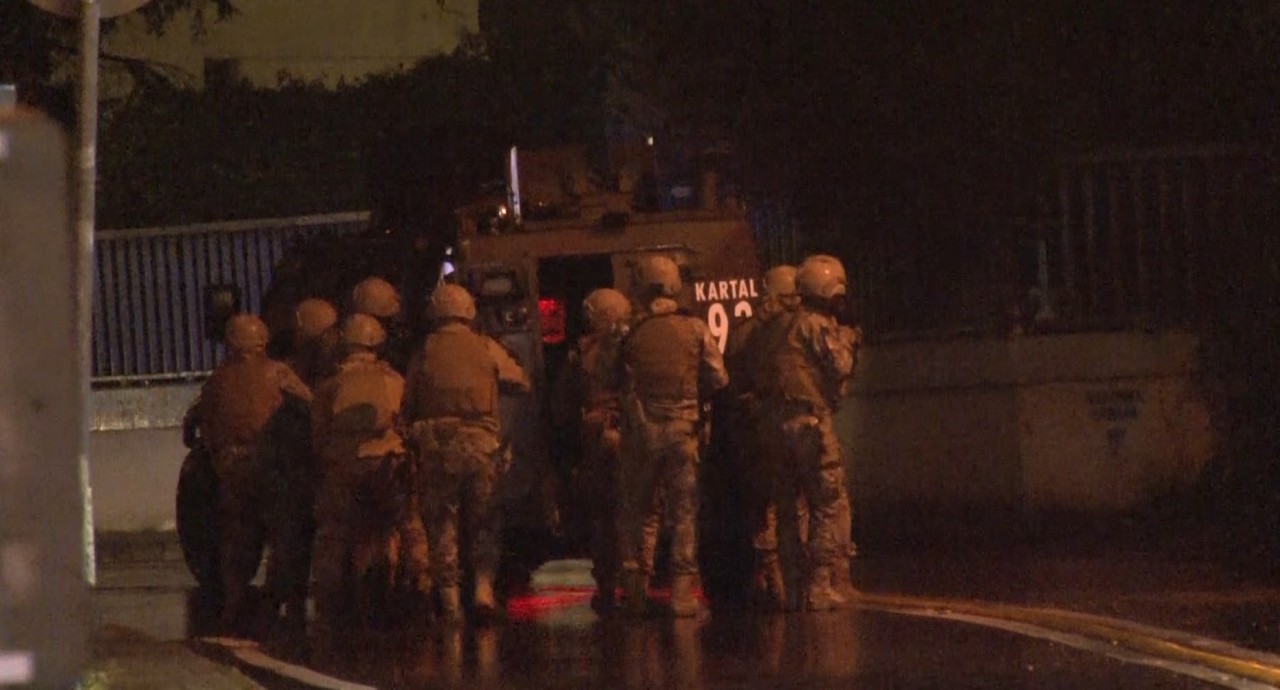 Foto - İsrail Konsolosluğu önünde hareketli dakikalar: Pompalı tüfekle ateş açtı