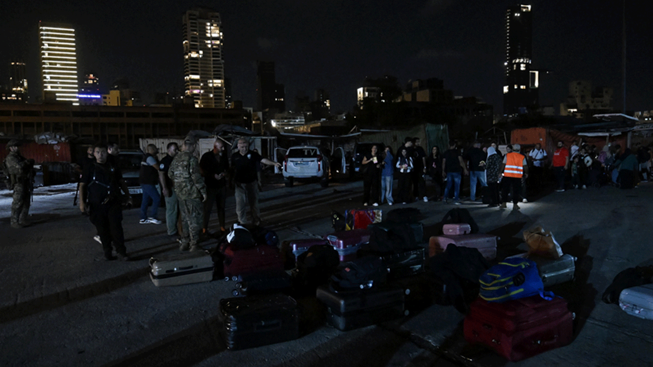 Foto - İsrail korkudan tir tir titredi! Türk savaş gemileri yola çıktı