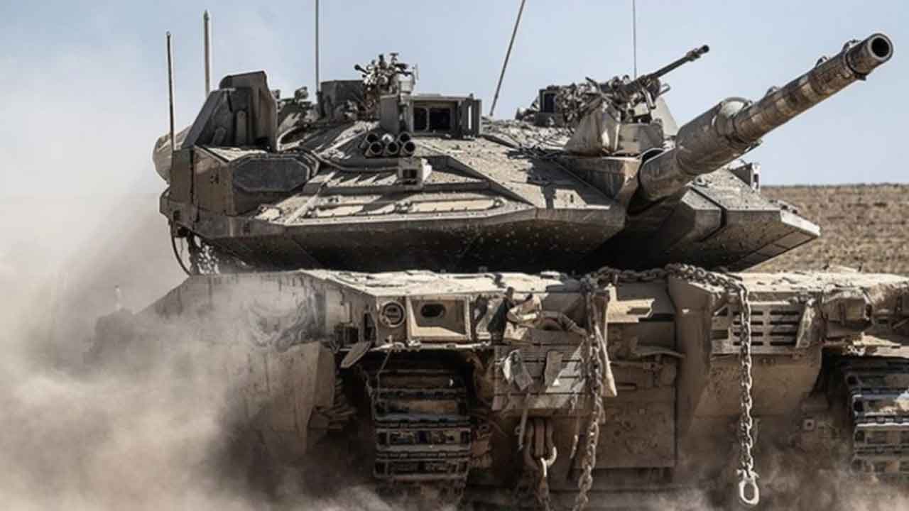 Foto - İsrail Lübnan'dan sonra bir ülkeye daha resmi olarak girdi! Tanklarla Türkiye'ye doğru geliyorlar