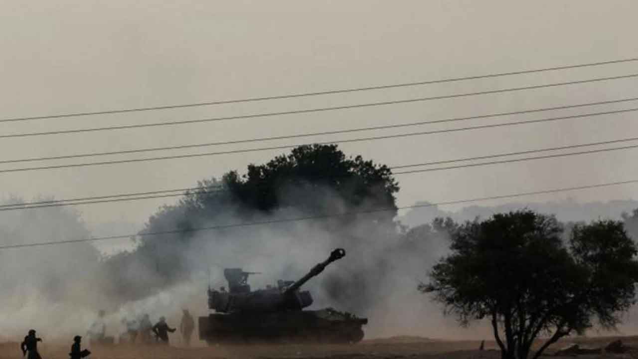 Foto - İsrail Lübnan'dan sonra bir ülkeye daha resmi olarak girdi! Tanklarla Türkiye'ye doğru geliyorlar