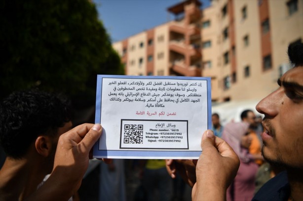 Foto - İsrail ordusu, Gazze Şeridi'ne havadan ilan attı! İlanda yazanlar "Yok artık" dedirtti