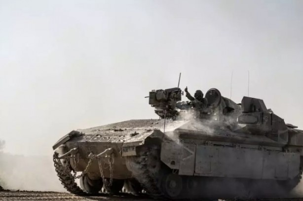 Foto - Katil İsrail ordusu Gazze'nin orta kesimininden çekildi! Zırhlı araçlar görüntülendi