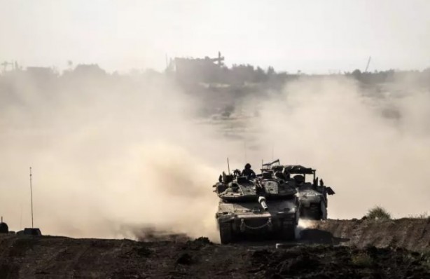 Foto - Katil İsrail ordusu Gazze'nin orta kesimininden çekildi! Zırhlı araçlar görüntülendi