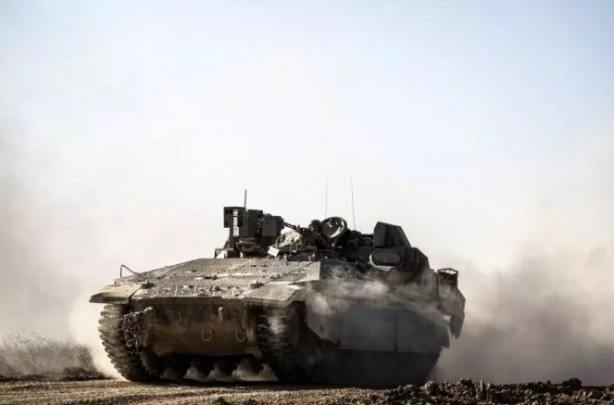 Katil İsrail ordusu Gazze'nin orta kesimininden çekildi! Zırhlı araçlar görüntülendi