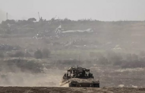 Foto - Katil İsrail ordusu Gazze'nin orta kesimininden çekildi! Zırhlı araçlar görüntülendi