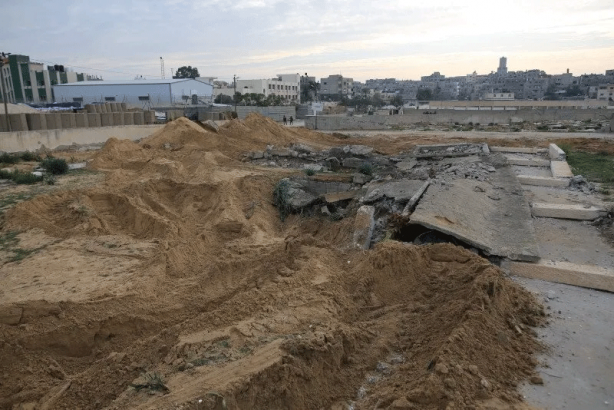 Foto - İsrail ordusundan kan donduran itiraf: Öldürdükleri Gazzelileri mezardan çıkarıyorlar!