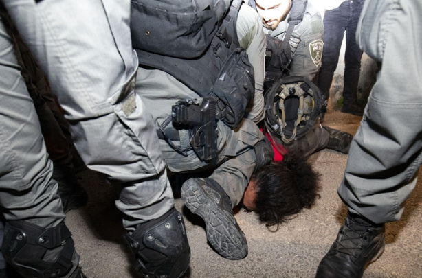 Foto - İsrail polisinin işkencesi George Floyd'u hatırlattı