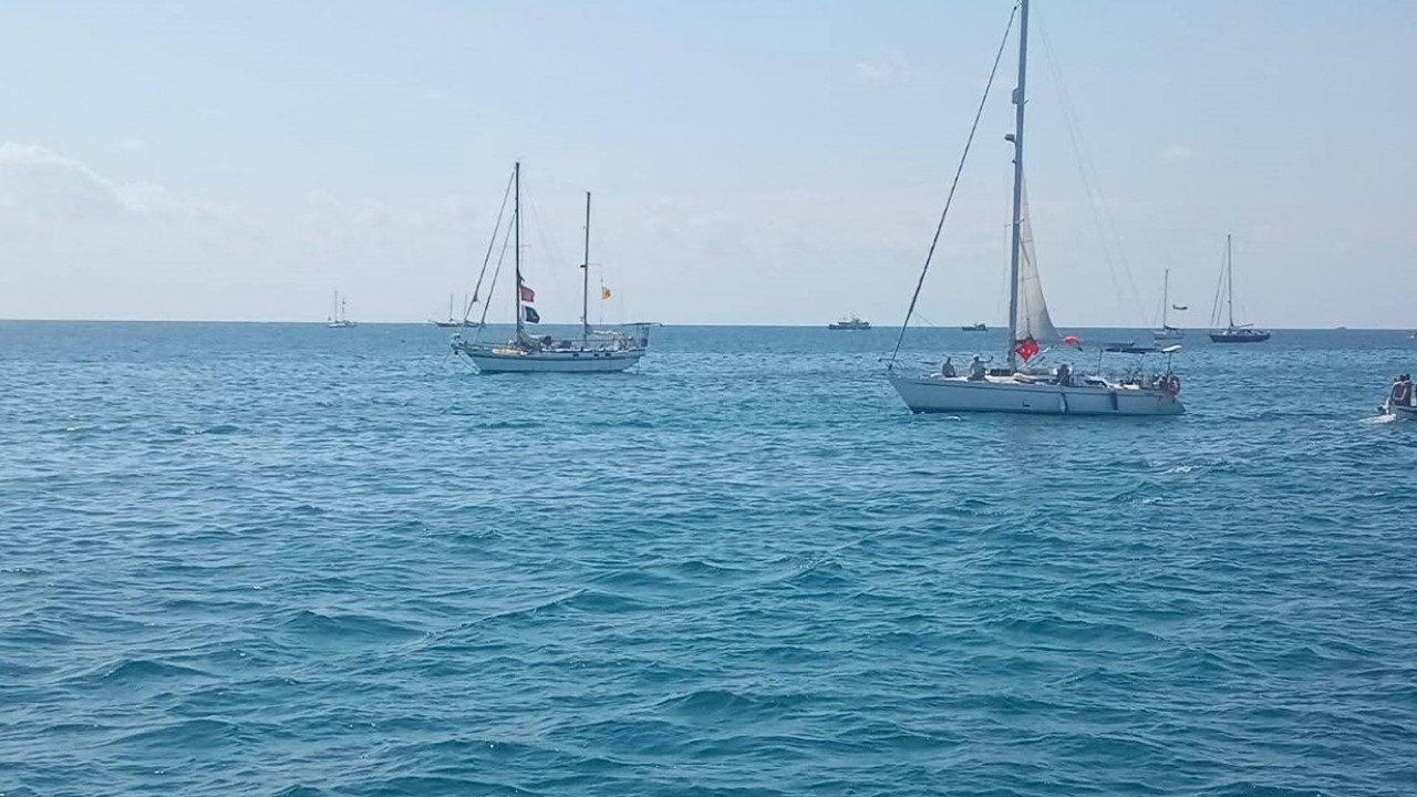 Foto - İsrail savaş gemileri Sumud Filosu’na karşı harekete geçti! 