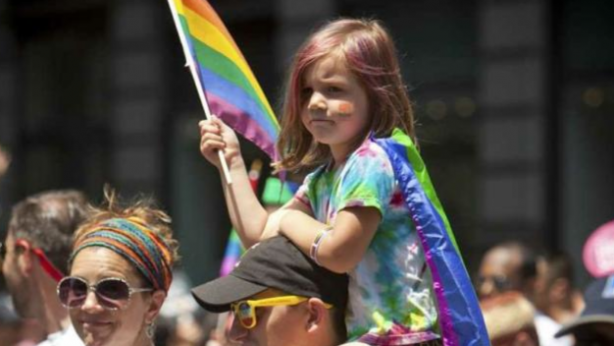 Foto - İsrail vahşeti tüm hızıyla sürerken dünya eşcinsellere kilitlendi