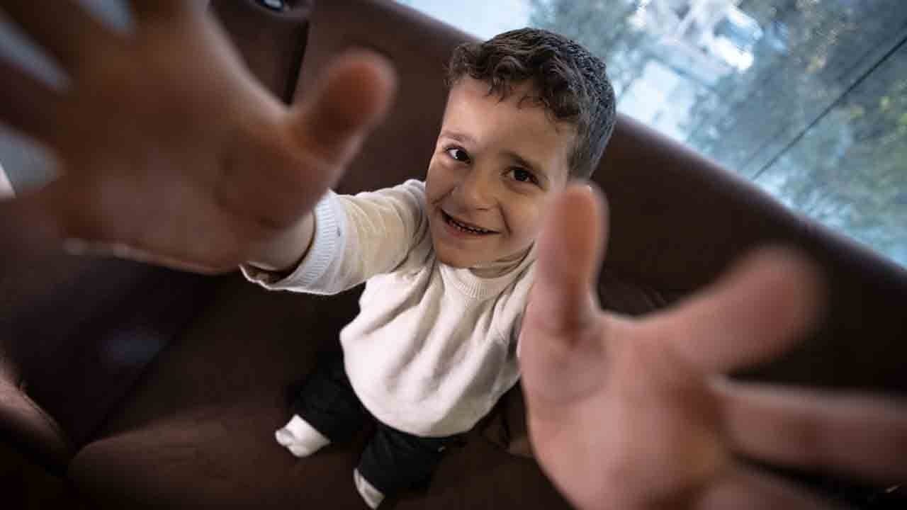 Foto - İsrail vurdu, Türkiye kurtardı: Minik Filistinlinin yürek burkan hikayesi
