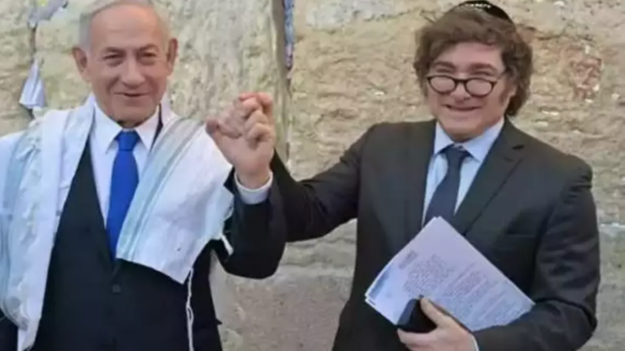 Foto - İsrail yalakası başkan hüsrana uğradı! Arjantin halkı öyle bir tokat attı ki?