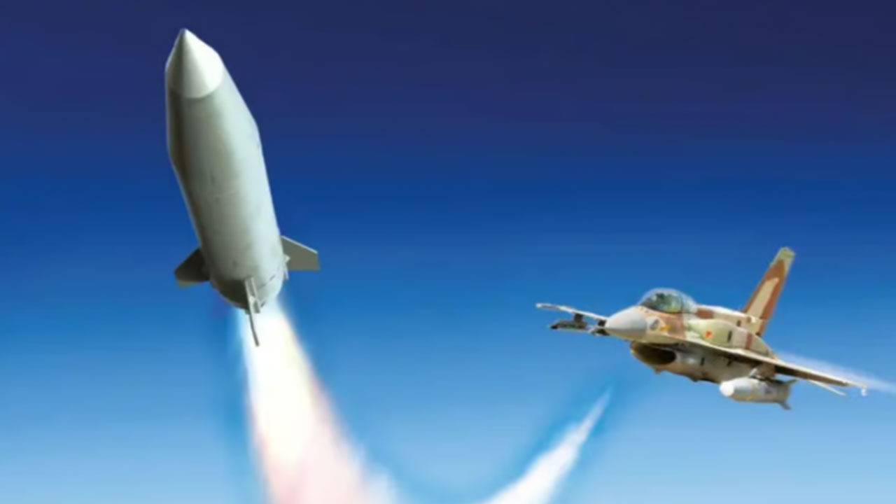 Foto - İsrail yeni maşasını buldu! Türkiye'yi vursunlar diye bomba ve ağır füzeler verecekler