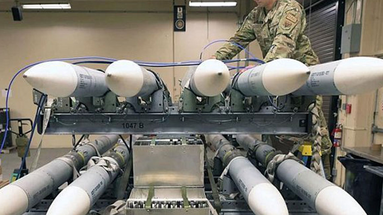 Foto - İsrail yeni maşasını buldu! Türkiye'yi vursunlar diye bomba ve ağır füzeler verecekler