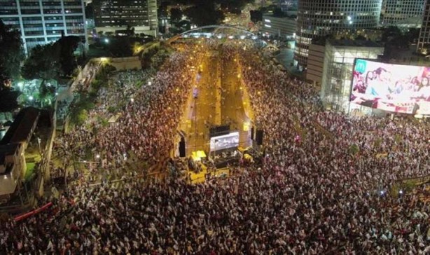 Foto - İsrail'de 161 asker görevden ayrıldı, on binler ise sokakta!