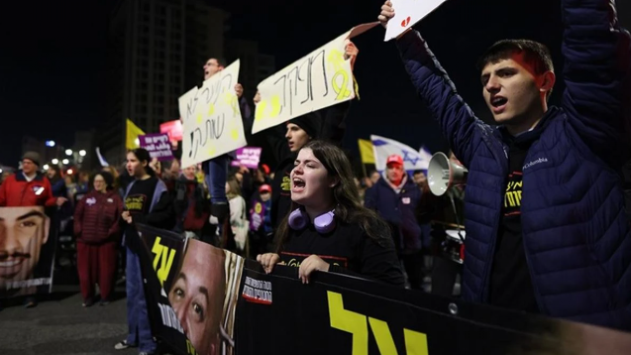 Foto - İsrail'de hayat durdu! 32 kişi gözaltında Çanlar Netanyahu için çalıyor