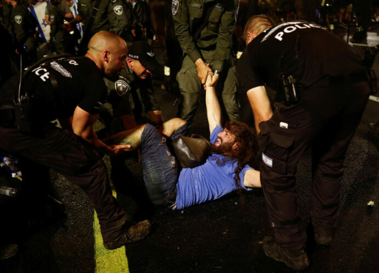 Foto - İsrail'de polis göstericilere orantısız şiddet uyguladı