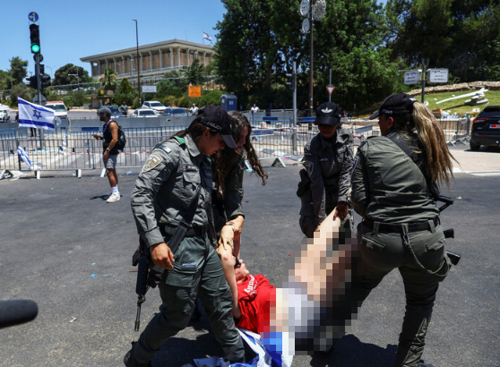 Foto - İsrail'de polis göstericilere orantısız şiddet uyguladı