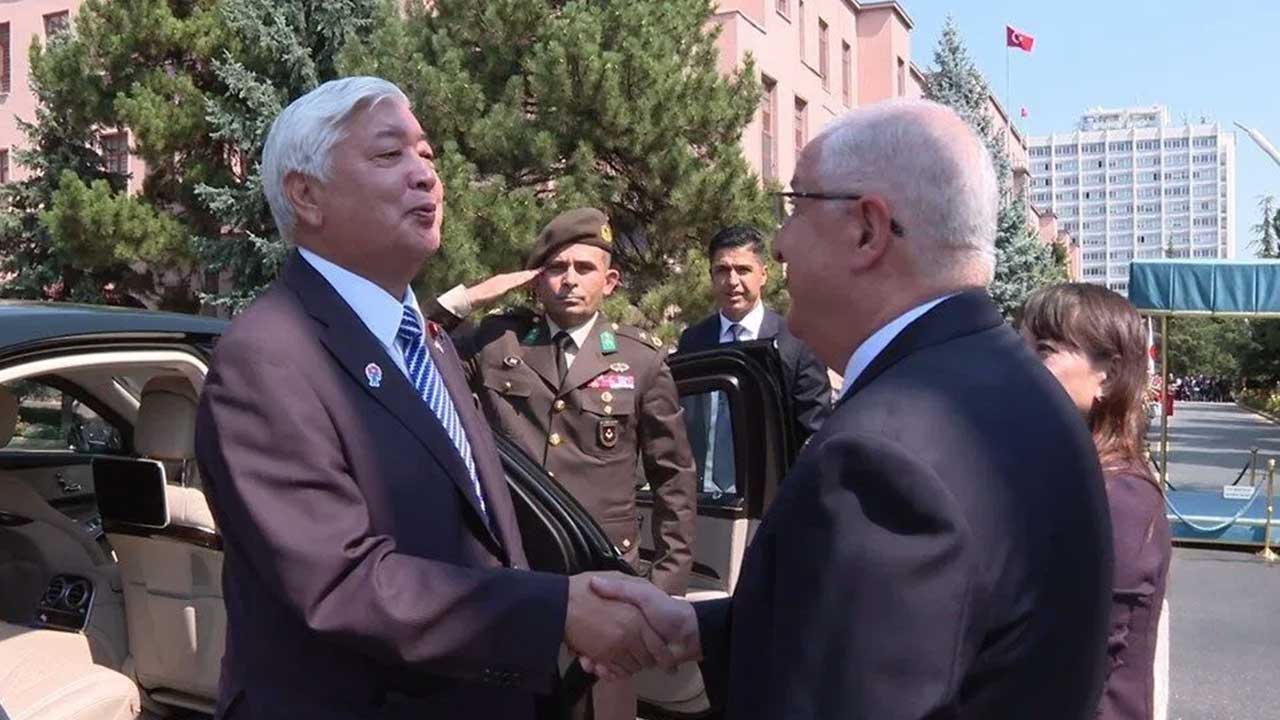 Foto - İsrail'den almaktan vazgeçtiler: Türkiye'den Bayraktar TB2 SİHA satın alacaklar