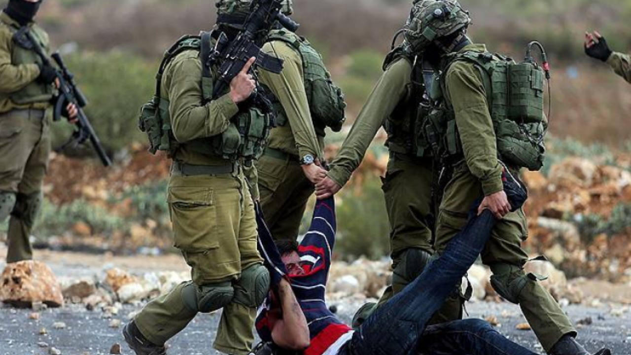 İsrail’den gözaltı furyası! Filistinli Mahkumlar Derneği: 40 kişi tutuklandı! 16 kişi hala gözaltında