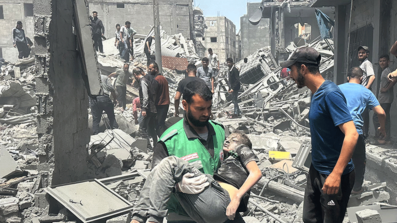 Foto - İsrail'den kalleş saldırı! Şehit oldular