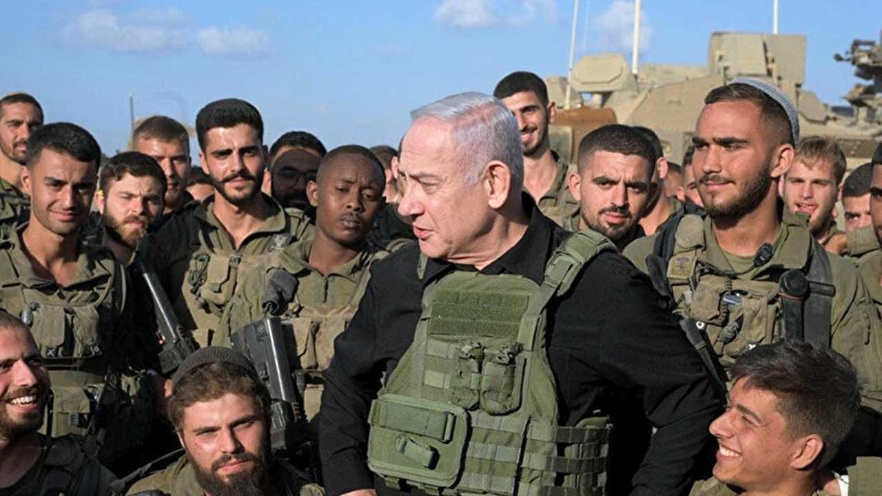 Foto - İsrail'den kalleş saldırı! Şehit oldular