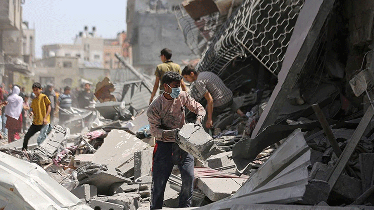 Foto - İsrail'den kalleş saldırı! Şehit oldular